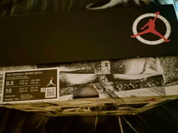 NEW AIR JORDAN 4 RETRO - Main image