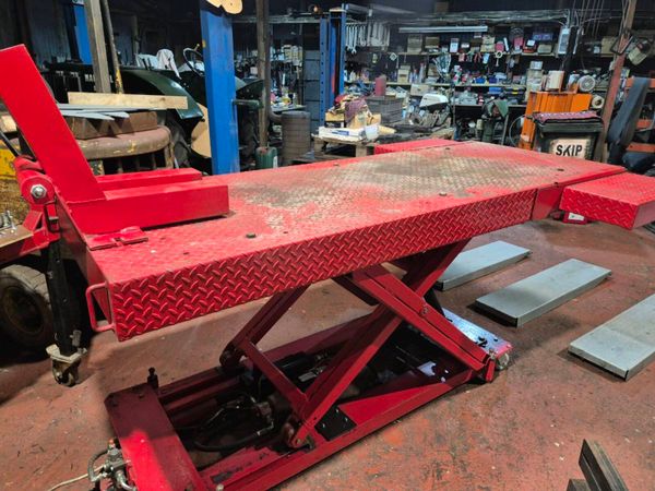 Motorbike bench - Main image