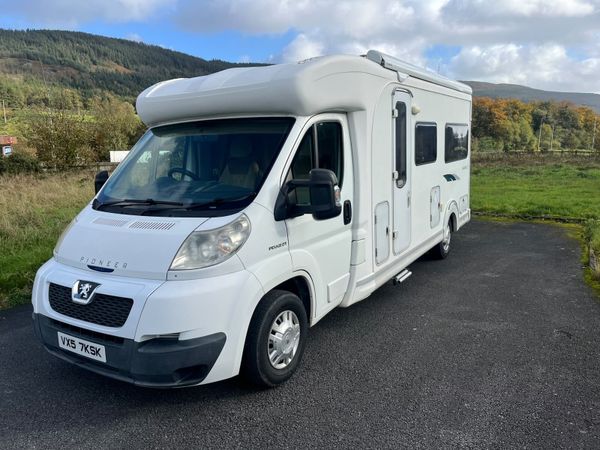 Peugeot boxer 2.8 TDI AUTO CRUISE Year 2008/ 33kms - Main image