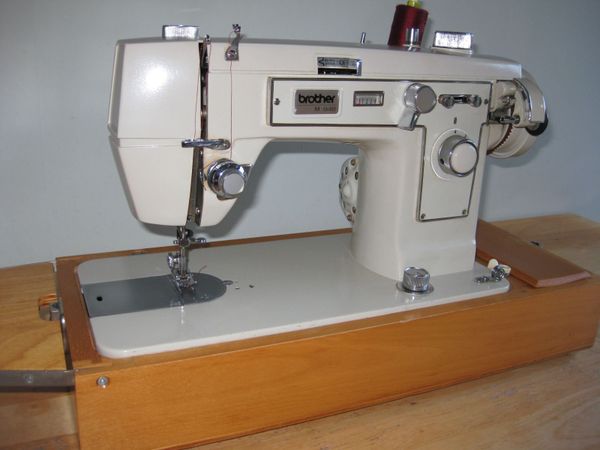 Spotless Brother M-948 Sewing Machine - Japan. - Main image