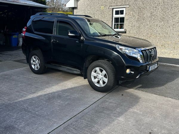… 2015 Toyota Landcruiser, SWB, AUTO… - Main image