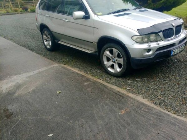 BMW X5 - Main image
