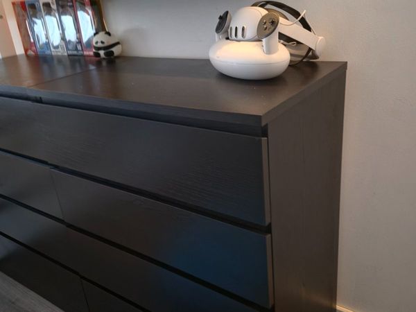 Chest of 4 drawers. 2 items for 60e - Main image