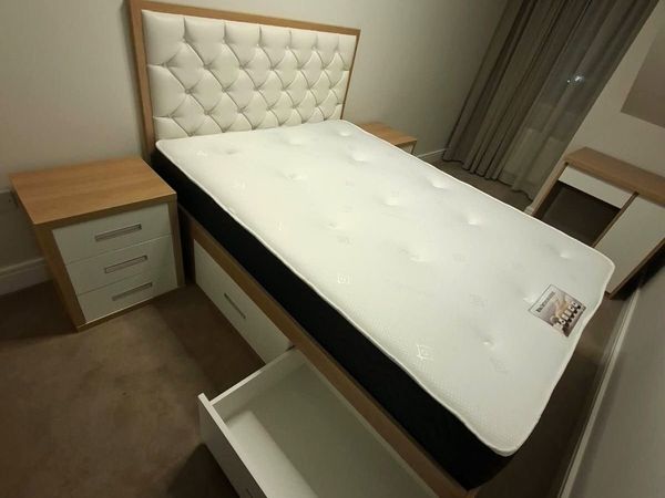 2 New & Unused Bedroom Sets – Double & King-Size – - Main image