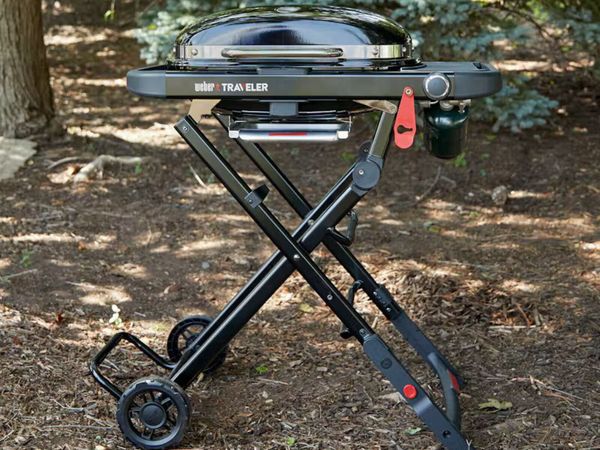 Weber Traveler Compact BBQ + Cover | Retail P €400 - Main image