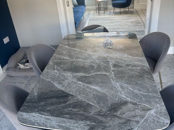 Kitchen table - Main image