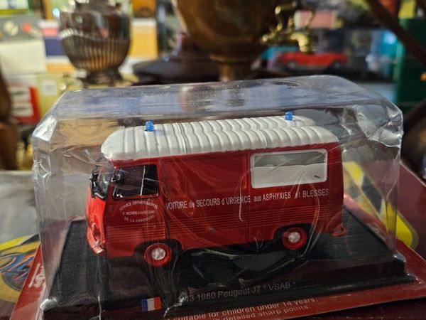 Corgi Atlas Fire Engine - Main image