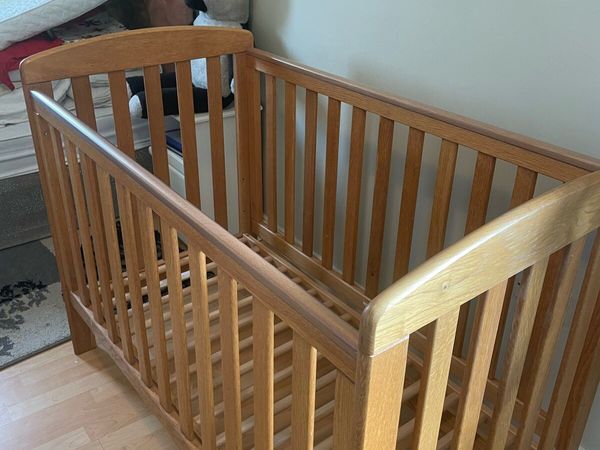 Wooden Cot - Mama’s & Papa’s - Main image
