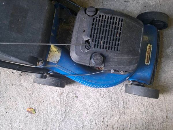 Self drive lawnmower - Main image