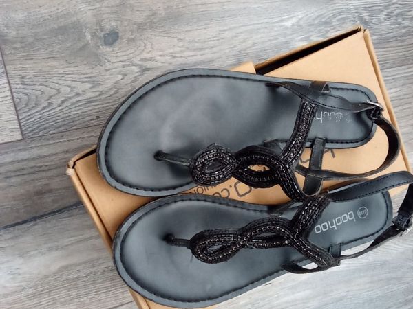 Women's Embellished Thong Leather Sandal. - Main image