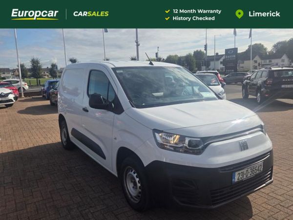 Fiat Doblo SWB 1.5 100HP 650KG 4DR - Main image