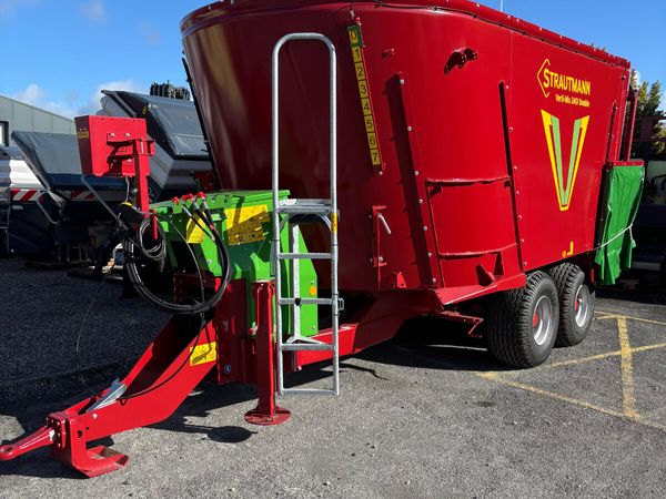 Strautmann VertiMix 2401 Double Tub Feeder - Main image