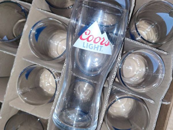 Pint glasses - different types & quantities - Main image