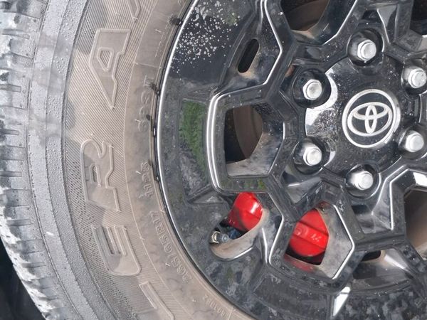 Hilux tyres    265. 65. 17 all terrain - Main image