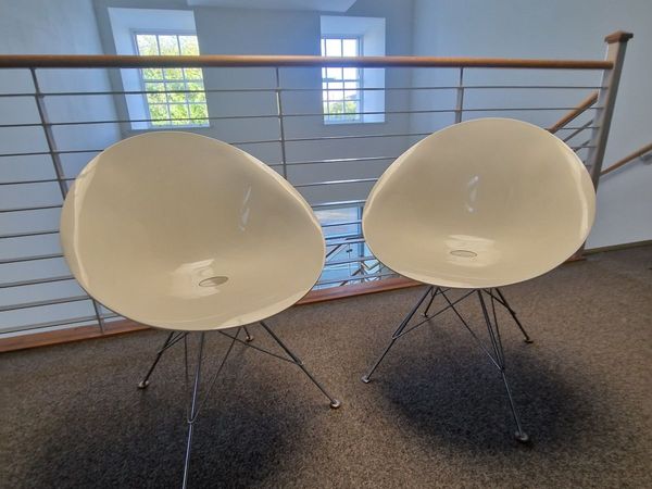 Pair of Philippe Starck Eros Chairs – Kartell - Main image