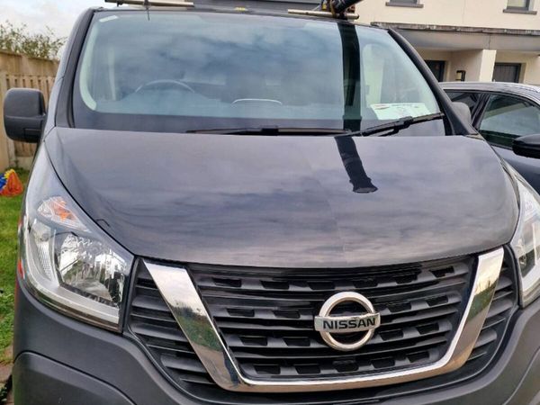 Nissan NV300 LWB - Main image