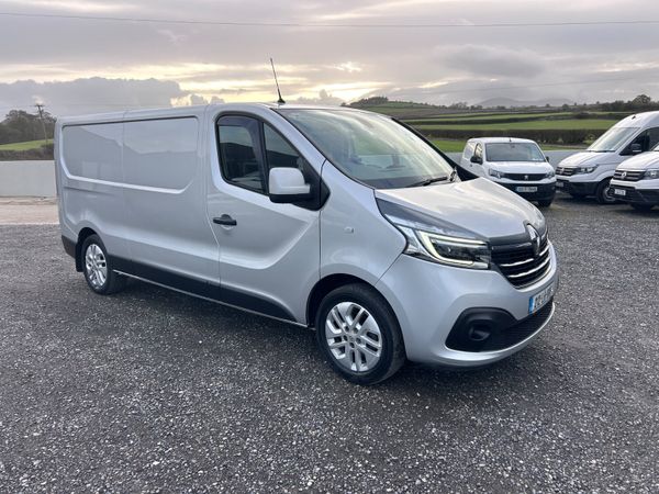 2021 Renault Trafic ‘Sport - 95’000 kms - Main image