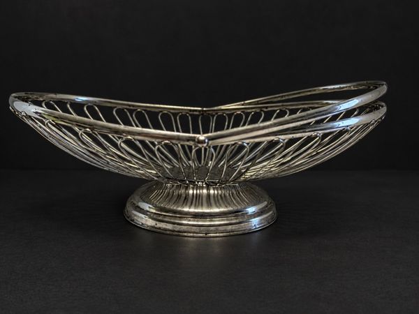 Vintage Silver-Plated Fruit Basket - Main image