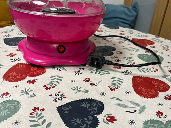 Candy floss maker. - Main image