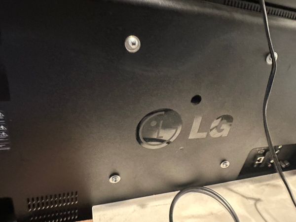 TV 42” and 21” - Main image