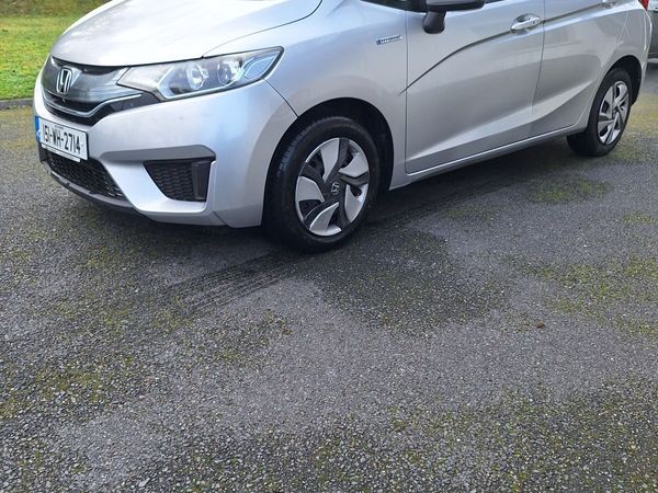 Honda Fit Hybrid 2015 petrol/elec  Automatic - Main image