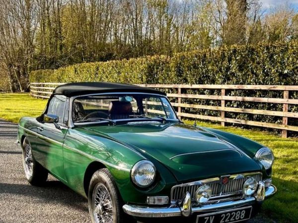 1969 MGB ROADSTER 3.5 V8 – BEAUTIFULLY RESTORED - Main image