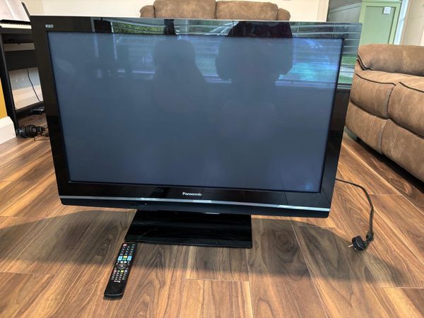 Panasonic Viera 42" TV - Main image