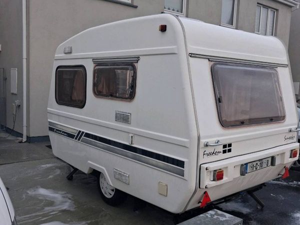 Micro Freedom Caravan, 650kg, 3 berth. - Main image