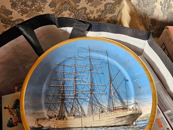 Vintage Arklow Pottery Plate - Main image