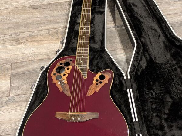 Ovation AE44-RR + hardcase - Main image