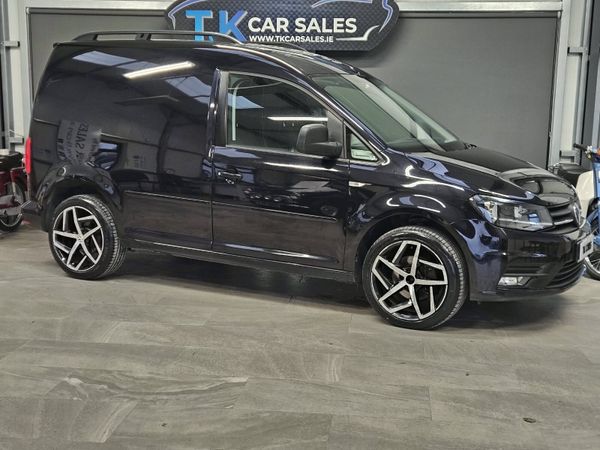 17 VOLKSWAGEN CADDY 2.0 DIESEL - Main image
