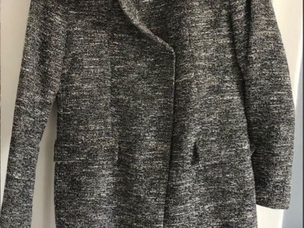 Ladies Zara coat size L €10 - Main image