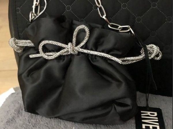 Ladies river island bag €10 - Main image