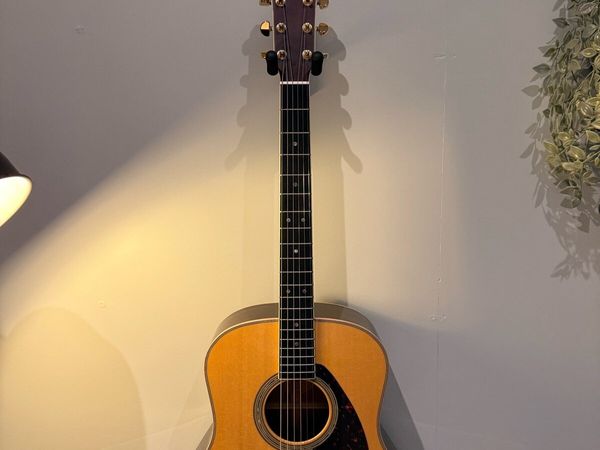 YAMAHA LL16 M – ALL SOLID WOOD + ORIGINAL GIG BAG - Main image