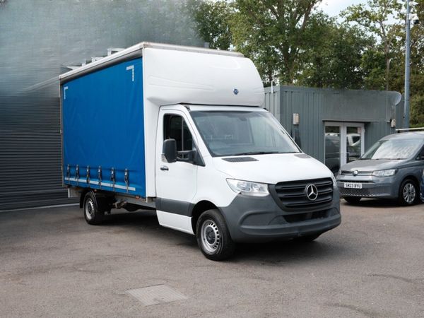 2022 Mercedes-Benz Sprinter CurtainSider Van - Main image