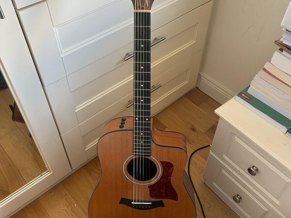 Taylor 110e Semi-Acoustic Guitar - Main image