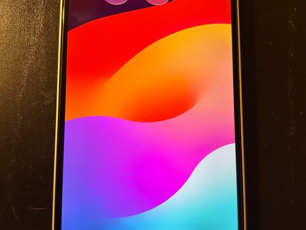 iPhone 13 (Unlocked to all Networks) - Main image