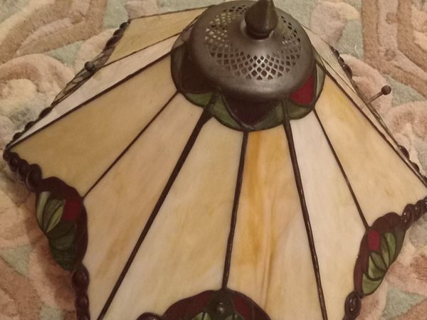 Stained glass lamp shade - Main image