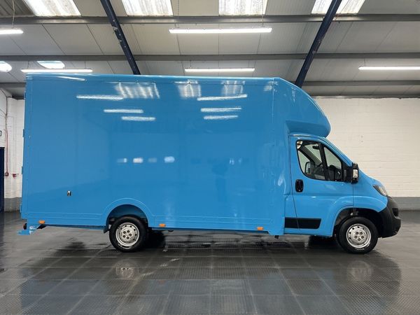 2024 Peugeot Boxer Luton Low Loader Van - Main image