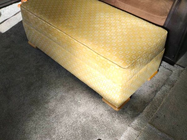 Foot stool beautiful condition pine legs 25 - Main image