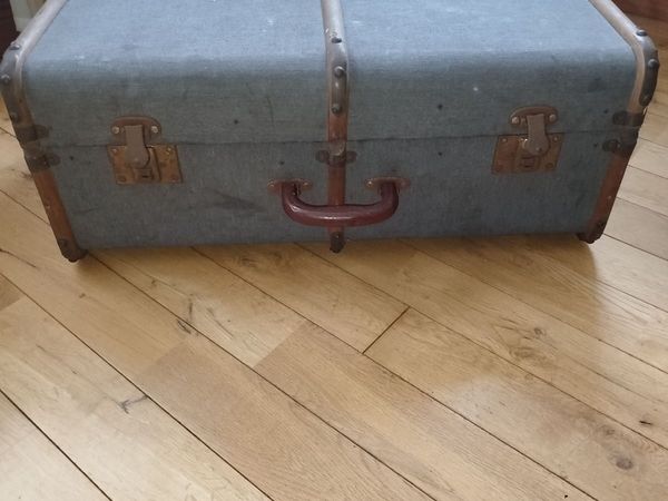Vintage Suitcase - Main image