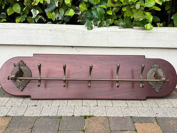 Antique brass horse coat hanger - Main image