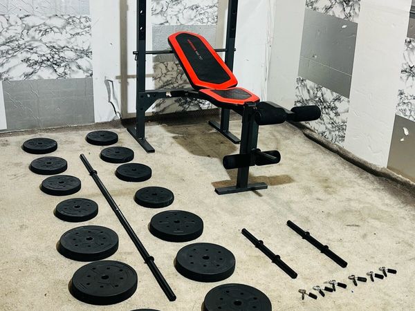 STURDY WEIGHT BENCH WEIGHTS BARBELL DUMBBELLS - Main image