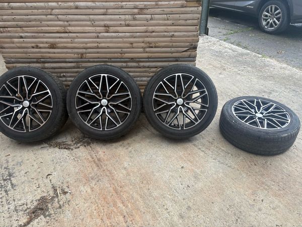 Alloys - Main image