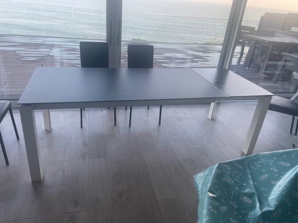 Glass top dining table - Main image