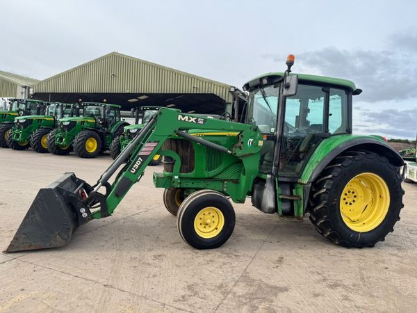 JOHN DEERE 6220 C/W LOADER + BUCKET - Main image