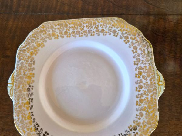 Royal Tara Vintage 1940's china B&B plate - Main image