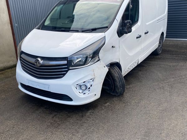2016 Vauxhall Vivaro for breaking - Main image