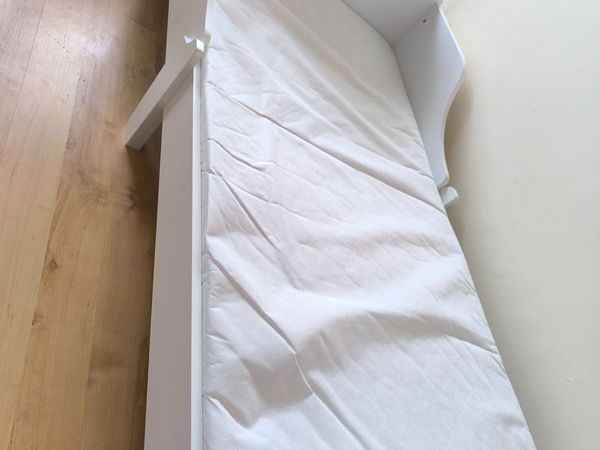 Nested Wooden Toddler Bed & Baby Elegance Mattress - Main image