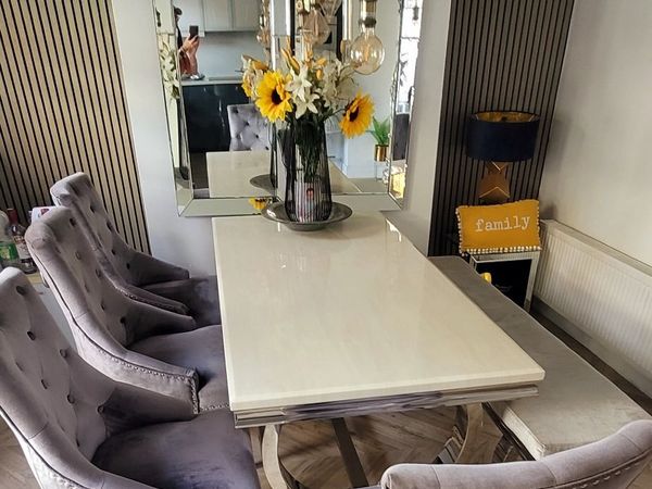 Kitchen table chairs and bench - Main image